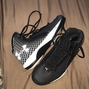 Under Armour ClutchFit sneakers